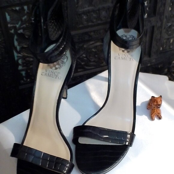 womens Vince Camuto Black Sandals Size 10 - Picture 3 of 5